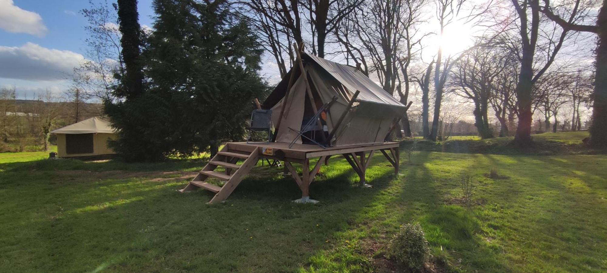 Camping Le Val Aux Fees - Broceliande Concoret Εξωτερικό φωτογραφία