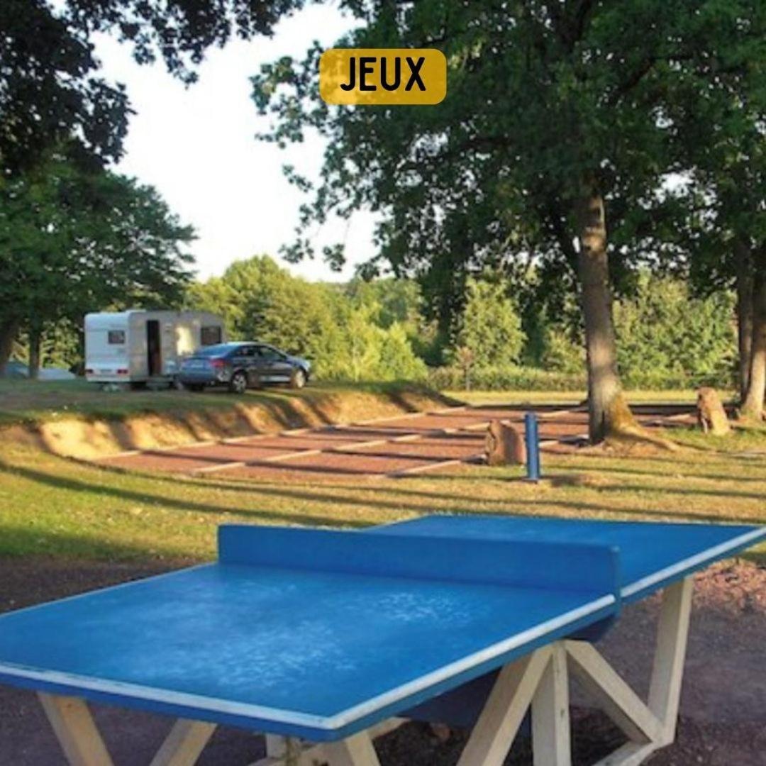 Camping Le Val Aux Fees - Broceliande Concoret Εξωτερικό φωτογραφία