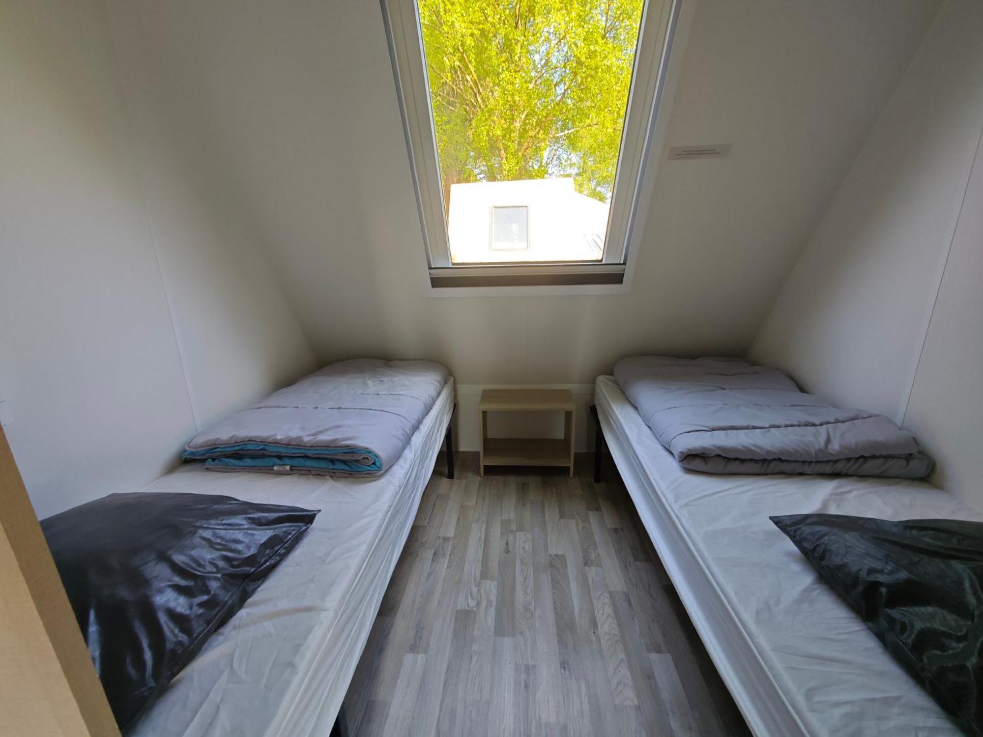 Camping Le Val Aux Fees - Broceliande Concoret Δωμάτιο φωτογραφία