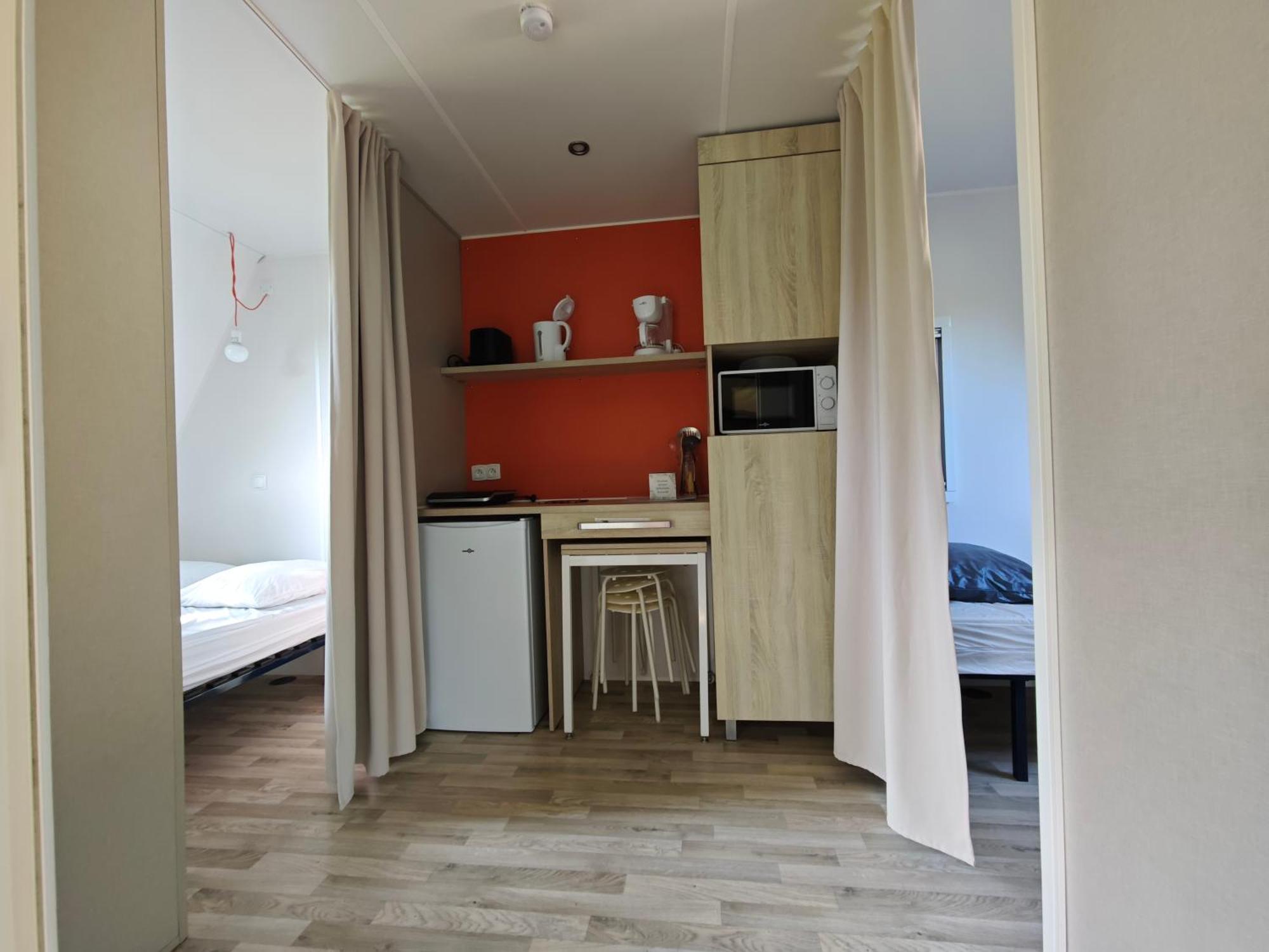 Camping Le Val Aux Fees - Broceliande Concoret Δωμάτιο φωτογραφία